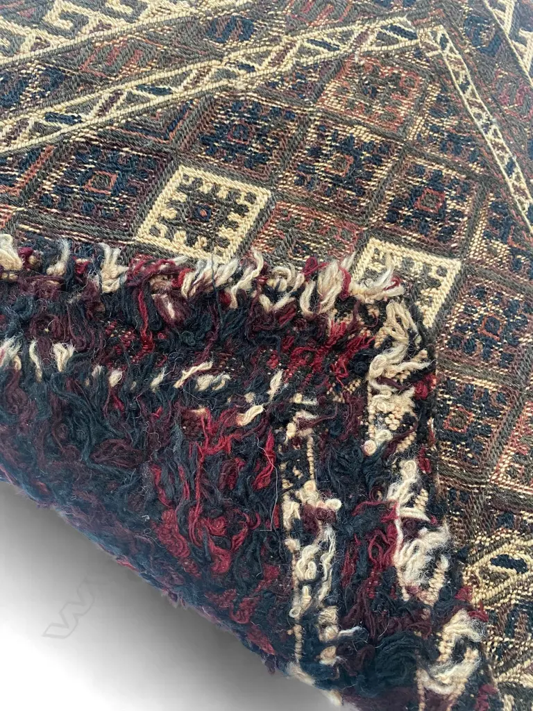 Bag face – wool, - soumac - hooked lozenge lattice - white running border – faded. 42.5 x 40cm Image 1++